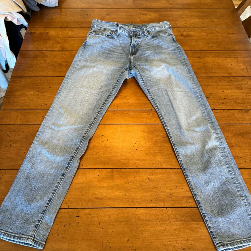 Abercrombie & Fitch Men's Rustin Athletic Slim Stretch Jeans 28x30